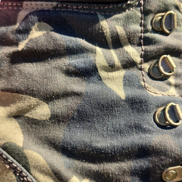 Camo heels ❤️ from Shoe dazzle - Picture 5 of 7